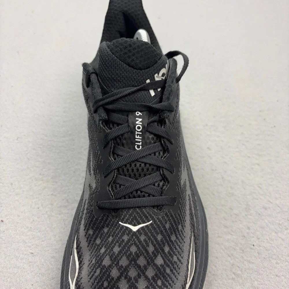 Hoka One One Clifton 9 Running Shoes Mens Size 11.5 Black Cushioned 1127895 BWHT